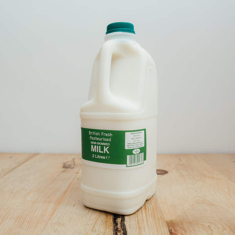 Hilltop Farm shop's product:Semi-Skimmed-milk-2